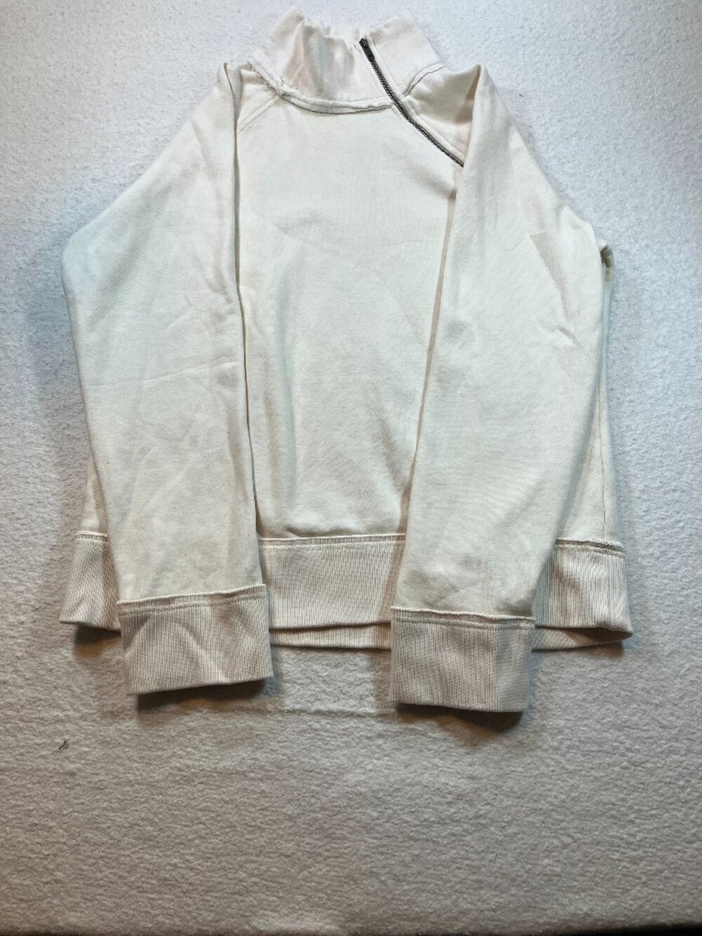 We The Free Creme Quarter Angle Zip Neck Sweatshirt Womens M